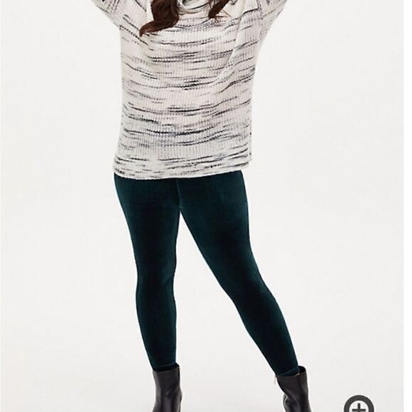 TORRID IVORY SPACE DYE TURTLENECK SWEATER 1X 14/16 - Picture 3 of 16